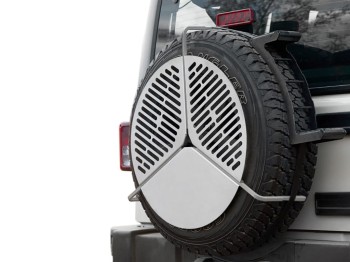 Grill i ruszt na palenisko mocowany na kole zapasowym - Front Runner