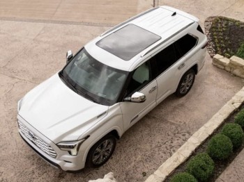 Panel solarny na maskę - Toyota Sequoia 3rd Gen (2023-) Lensun 90W