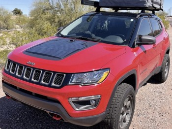 Panel solarny na maskę - Jeep Compass 2nd Gen (2018-) Lensun 65W