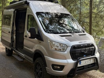 Panel solarny na maskę - Ford Transit Cargo Lensun 45W 12V