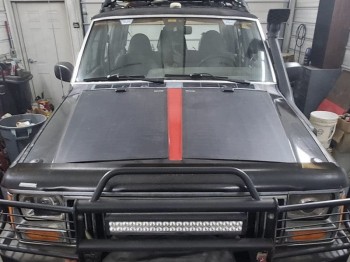 Panel solarny na maskę - Jeep Cherokee XJ (1984-2001) Lensun 140W