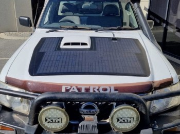Panel solarny na maskę - Nissan Patrol (Y61 Y62 z wlotem powietrza) Lensun 125W