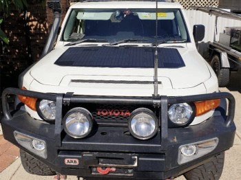 Panel solarny na maskę - Toyota FJ Cruiser Lensun 105W 12V