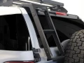 latf003_08.webp