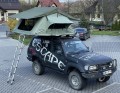 namiot-escape-alaska-140-zielony-na-aucie.jpg