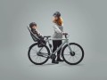 Small-Thule_Yepp2_Maxi_on-bike_Agave_Studio_0202.jpg