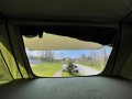 namiot-escape-alaska-160-zielony-wejscie-od-wewnatrz.jpg